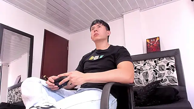 setsuna10 online show from 12/11/24, 08:39