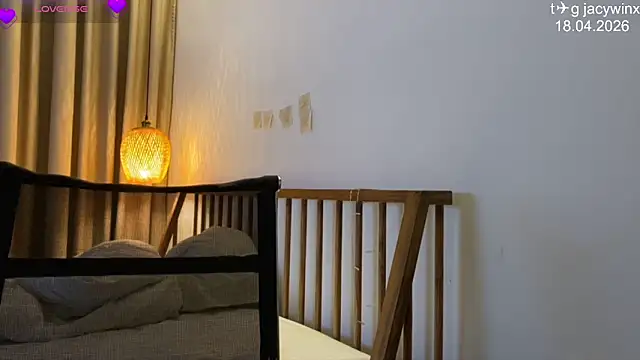 JacyWinslat online show from 04/19/26, 11:42