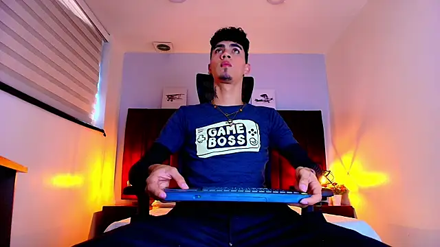 NeoRaptis online show from 09/20/25, 08:10