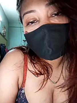 Snapshot of Cute-mona chatting on 01/11/25, 09:15 Cute-mona online show from 01/11/25, 09:15