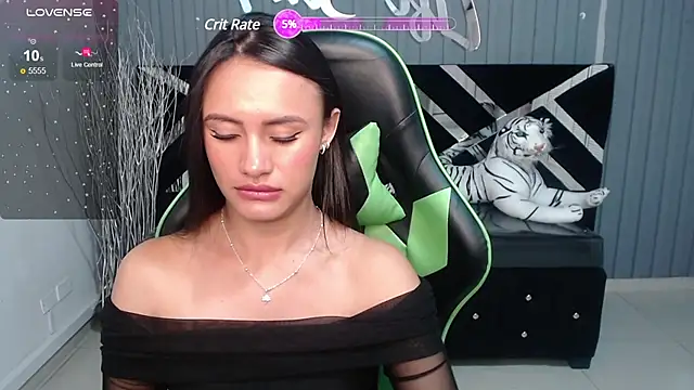 Snapshot of allison_a1 chatting on 01/29/25, 06:43 allison a1 online show from 01/29/25, 06:43