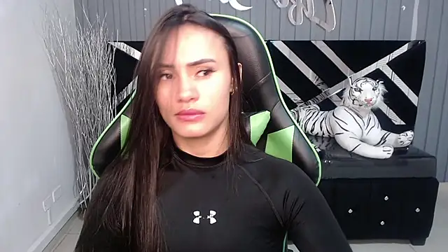 Snapshot of allison_a1 chatting on 02/01/25, 06:32 allison a1 online show from 02/01/25, 06:32