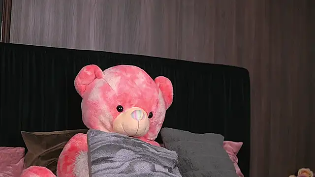 CataleyaKirk online show from 12/17/24, 04:43