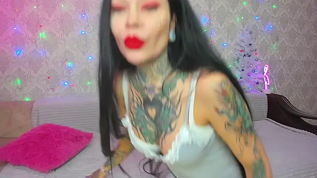 Snapshot of Megan_Black_Moon chatting on 12/26/24, 07:35 Megan Black Moon online show from 12/26/24, 07:35