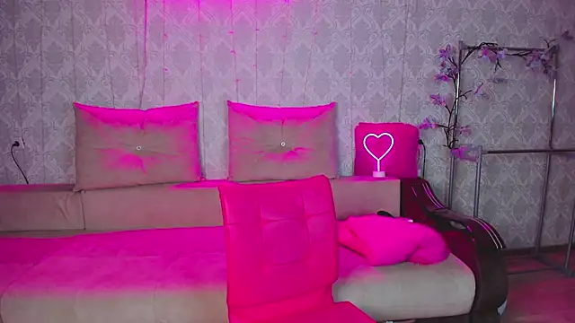 Megan Black Moon online show from 12/02/25, 04:18