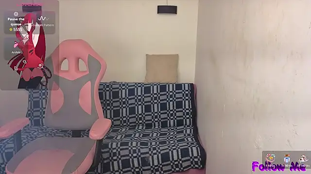 vittorialombardi   online show from 02/26/26, 07:40