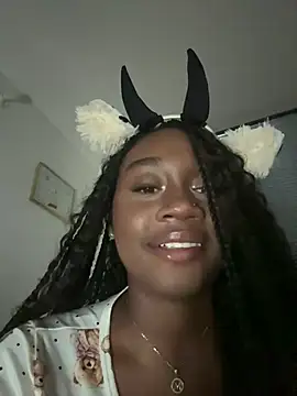 EscorpiLeoncita online show from 08/07/26, 04:03