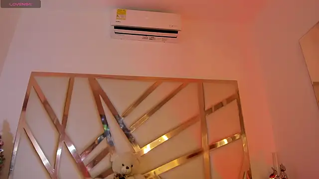 Alexa Handler online show from 12/23/25, 03:04