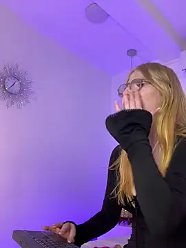 Alexa Handler online show from 04/23/26, 07:27