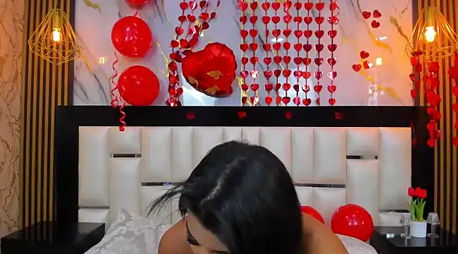 TiaraRosse online show from 02/13/25, 04:43