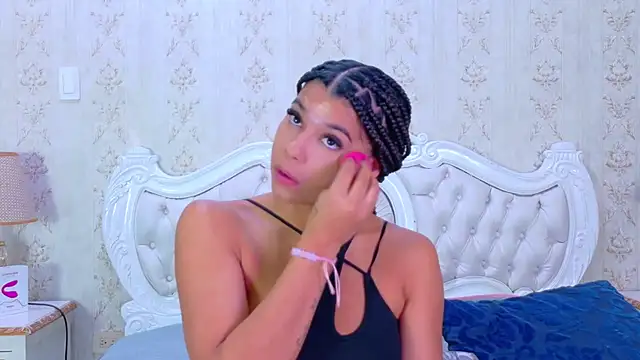 TiaraRosse online show from 09/10/25, 12:27