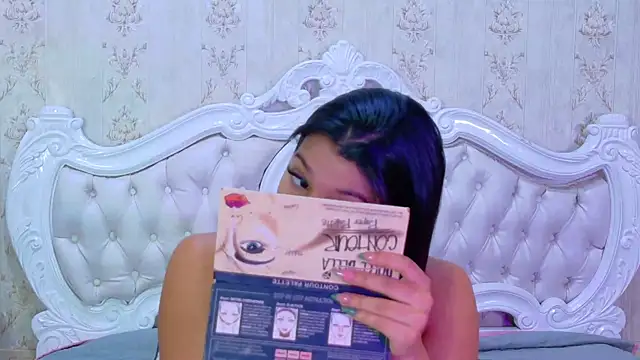 TiaraRosse online show from 10/24/25, 12:45