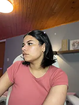 Snapshot of Isabella_boobd chatting on 01/10/25, 07:32 Isabella boobd online show from 01/10/25, 07:32