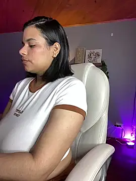 Snapshot of Isabella_boobd chatting on 01/25/25, 07:07 Isabella boobd online show from 01/25/25, 07:07