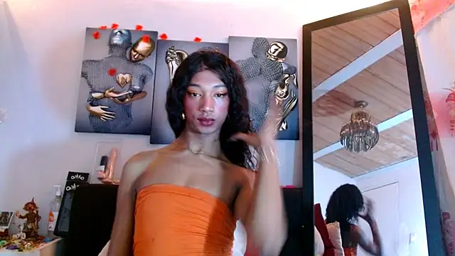 Snapshot of Maidi_ chatting on 03/07/25, 10:35 Maidi online show from 03/07/25, 10:35