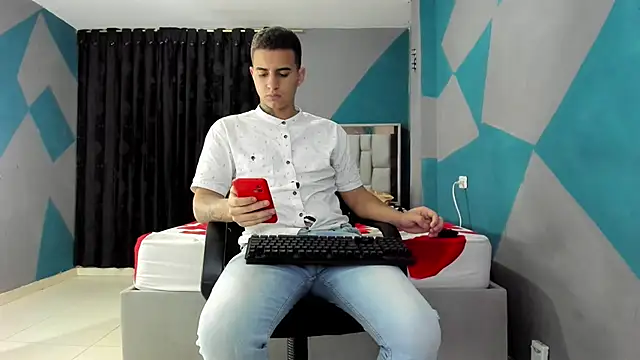 simookeler online show from 12/31/24, 08:37