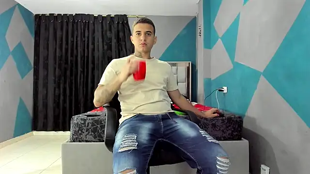 simookeler online show from 02/05/25, 06:02