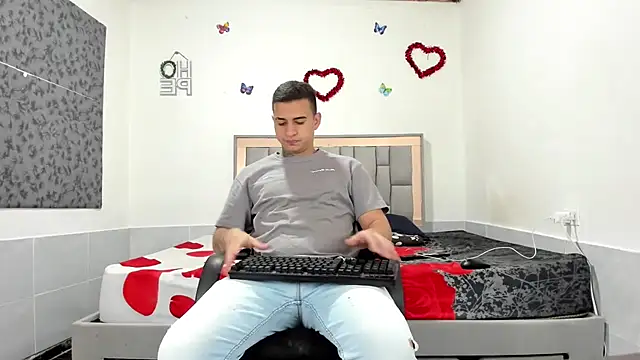 simookeler online show from 09/27/25, 10:59