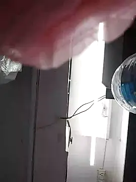 Snapshot of heartless__95 chatting on 01/05/25, 06:02 heartless 95 online show from 01/05/25, 06:02