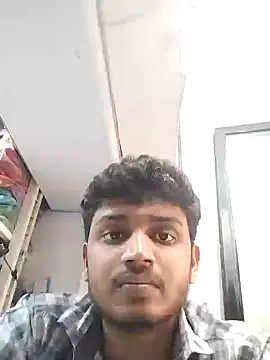 Snapshot of heartless__95 chatting on 01/08/25, 10:48 heartless 95 online show from 01/08/25, 10:48