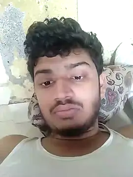 Snapshot of heartless__95 chatting on 01/19/25, 03:39 heartless 95 online show from 01/19/25, 03:39