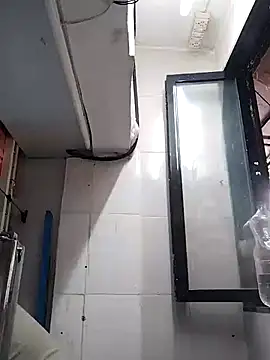 Snapshot of heartless__95 chatting on 02/03/25, 08:24 heartless 95 online show from 02/03/25, 08:24