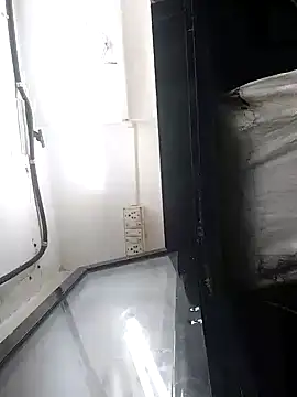 Snapshot of heartless__95 chatting on 02/06/25, 03:20 heartless 95 online show from 02/06/25, 03:20