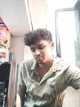 Snapshot of heartless__95 chatting on 02/26/25, 09:53 heartless 95 online show from 02/26/25, 09:53