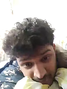 Snapshot of heartless__95 chatting on 03/07/25, 05:29 heartless 95 online show from 03/07/25, 05:29