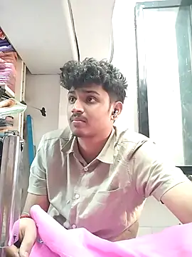 Snapshot of heartless__95 chatting on 03/07/25, 10:35 heartless 95 online show from 03/07/25, 10:35