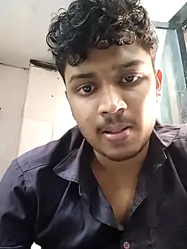 Snapshot of heartless__95 chatting on 03/10/25, 09:53 heartless 95 online show from 03/10/25, 09:53