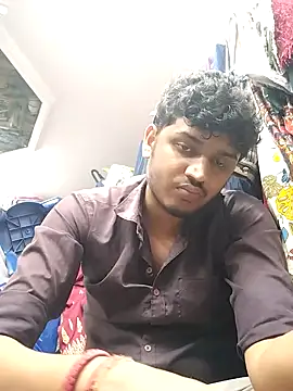 Snapshot of heartless__95 chatting on 10/06/25, 09:51 heartless 95 online show from 10/06/25, 09:51