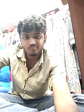 Snapshot of heartless__95 chatting on 10/09/25, 08:45 heartless 95 online show from 10/09/25, 08:45