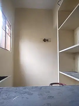 Snapshot of heartless__95 chatting on 10/18/25, 03:42 heartless 95 online show from 10/18/25, 03:42