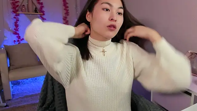 Jennifer murr online show from 11/12/25, 01:22