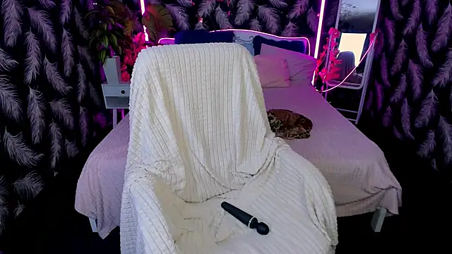 Jennifer murr online show from 11/23/25, 01:33