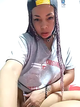 Snapshot of Scarlett_lx chatting on 12/28/24, 01:39 Scarlett lx online show from 12/28/24, 01:39