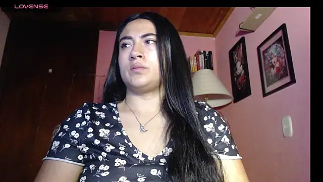 Snapshot of bunnyemilyrose36 chatting on 12/10/24, 07:58 bunnyemilyrose36 online show from 12/10/24, 07:58