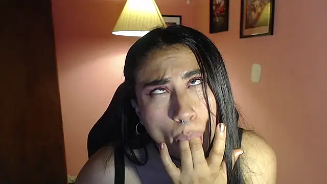 Snapshot of bunnyemilyrose36 chatting on 02/13/25, 09:38 bunnyemilyrose36 online show from 02/13/25, 09:38