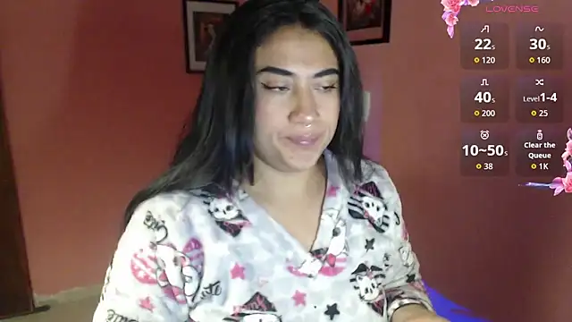 Snapshot of bunnyemilyrose36 chatting on 10/14/25, 08:26 bunnyemilyrose36 online show from 10/14/25, 08:26