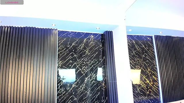 Aaron Scoot online show from 12/20/25, 02:46