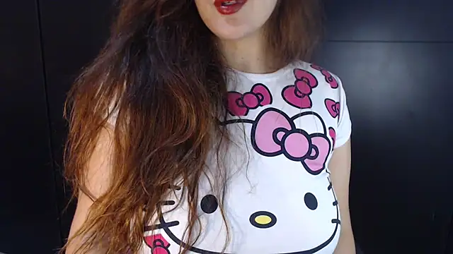 Snapshot of AdharaLujan chatting on 03/01/25, 04:04 AdharaLujan online show from 03/01/25, 04:04