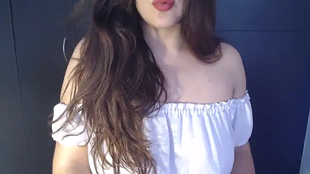 AdharaLujan online show from 04/22/26, 03:02