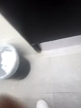 Snapshot of fercxxxho25 chatting on 09/23/25, 05:16 fercxxxho25 online show from 09/23/25, 05:16