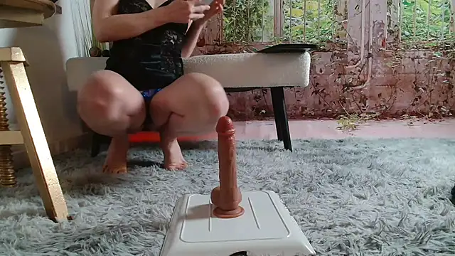 Snapshot of priselvis23 chatting on 03/13/25, 11:19 priselvis23 online show from 03/13/25, 11:19