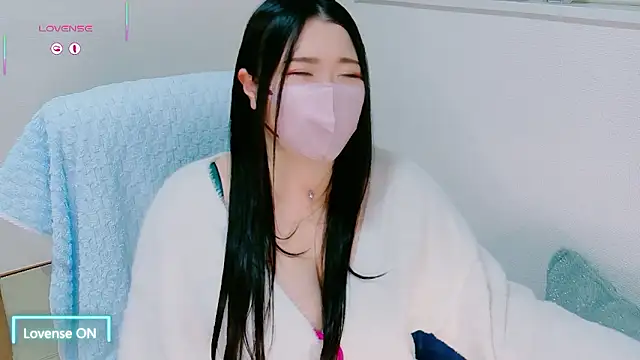 Snapshot of yukinko_o_ chatting on 02/19/26, 12:12 yukinko o online show from 02/19/26, 12:12