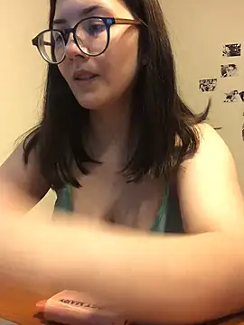 Snapshot of Prudie_Gabriella chatting on 12/17/24, 11:06 Prudie Gabriella online show from 12/17/24, 11:06