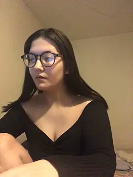 Snapshot of Prudie_Gabriella chatting on 01/13/25, 12:45 Prudie Gabriella online show from 01/13/25, 12:45