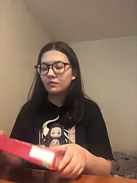 Snapshot of Prudie_Gabriella chatting on 03/11/25, 12:50 Prudie Gabriella online show from 03/11/25, 12:50