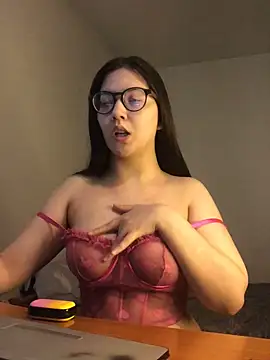 Snapshot of Prudie_Gabriella chatting on 03/13/25, 01:29 Prudie Gabriella online show from 03/13/25, 01:29